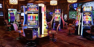 Myanmar ကစားသူ Wave Money KBZPay ဖြင့် gold slots ပလက်ဖောင်း ငွေသွင်းနေသောမြင်ကွင်း